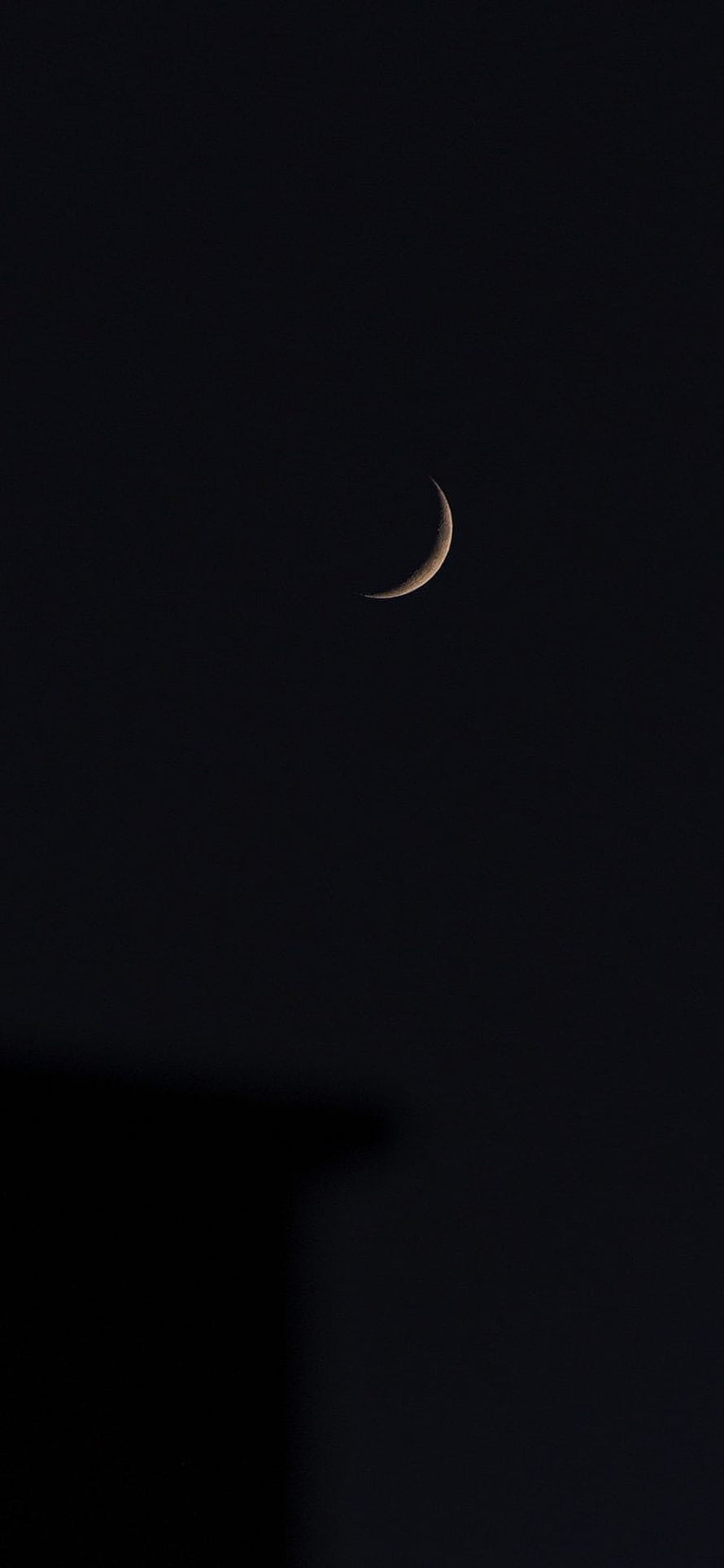 Crescent Moon in a Dark Night Sky with Minimalist Silhouette HD phone wallpaper