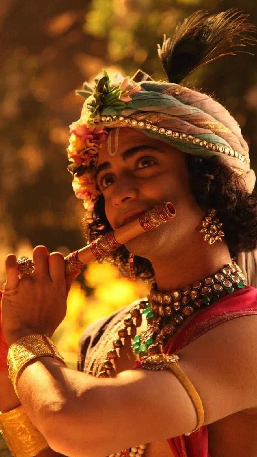 Murli Dhar as Krishna in Radha Krishna Serial with Flute and Turban HD phone wallpaper