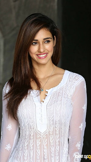 Disha Patani in White Embroidered Kurta with Long Hair and Warm Smile HD phone wallpaper