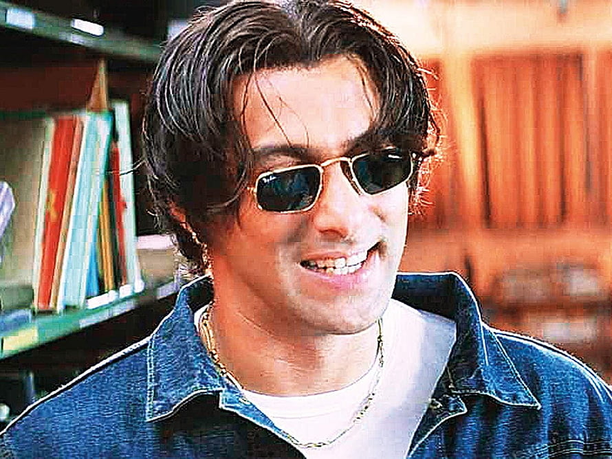 Salman Khan in Tere Naam Wearing Sunglasses and Denim Jacket HD wallpaper