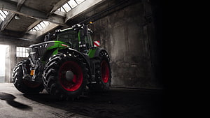Fendt 900 Vario Tractor in Industrial Warehouse Setting HD wallpaper