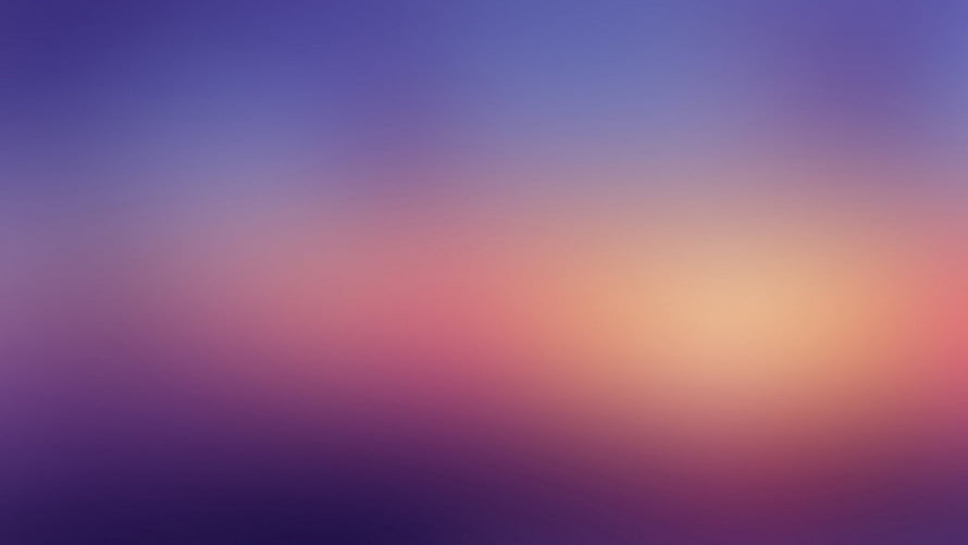 Soft Gradient Sky with Warm Sunset Glow and Cool Purple Hues HD wallpaper