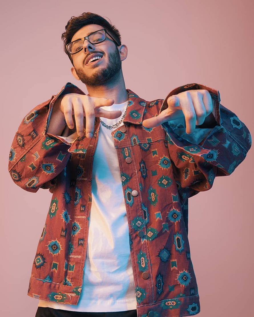 CarryMinati in Patterned Denim Jacket with Glasses and Chain Necklace HD phone wallpaper