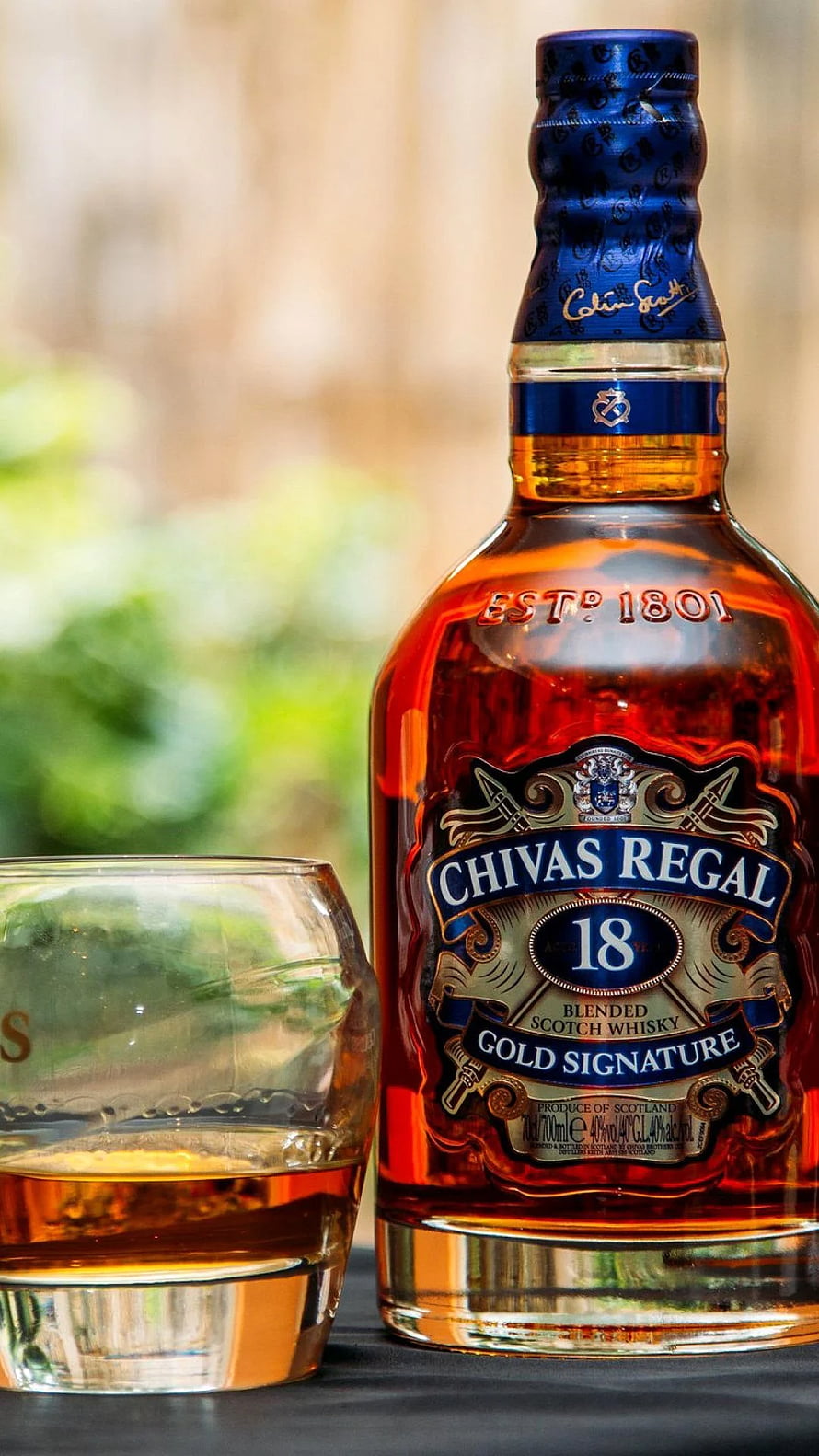 Chivas Regal 18 Gold Signature Blended Scotch Whisky Bottle and Glass HD phone wallpaper