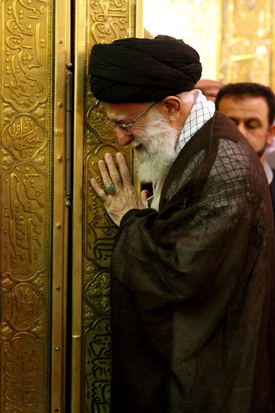 Ali Khamenei in Prayer at the Golden Shrine of Imam Reza HD phone wallpaper