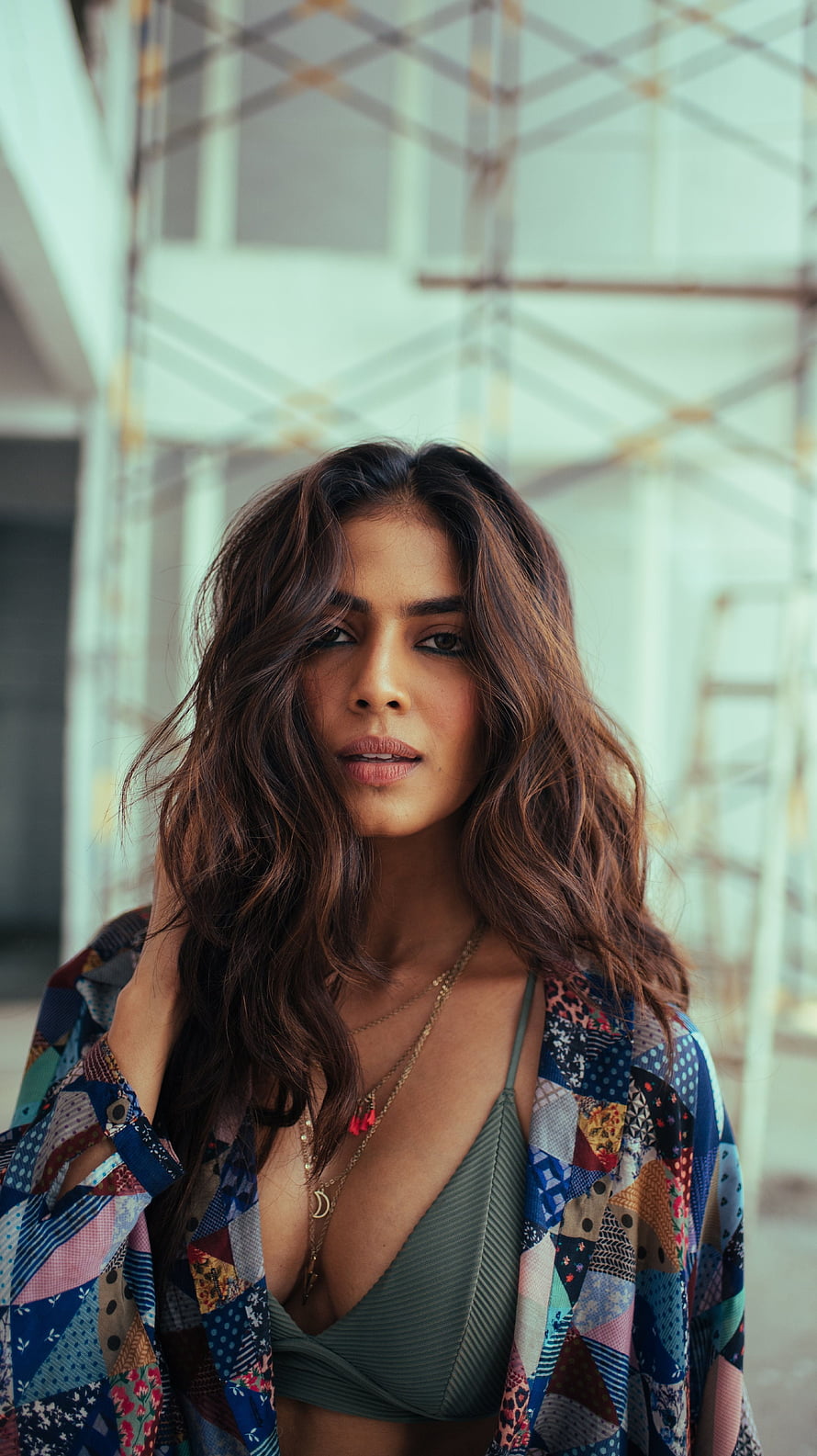 Malavika Mohanan Portrait in Patterned Kimono and Green Top HD phone wallpaper