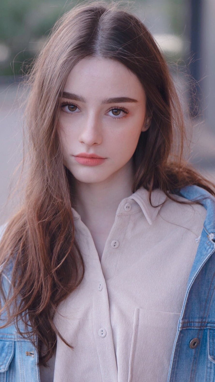 Dasha Taran Portrait in Beige Shirt and Denim Jacket HD phone wallpaper