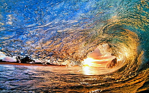 Golden Sunset Ocean Wave Curling Over Tropical Shoreline HD wallpaper