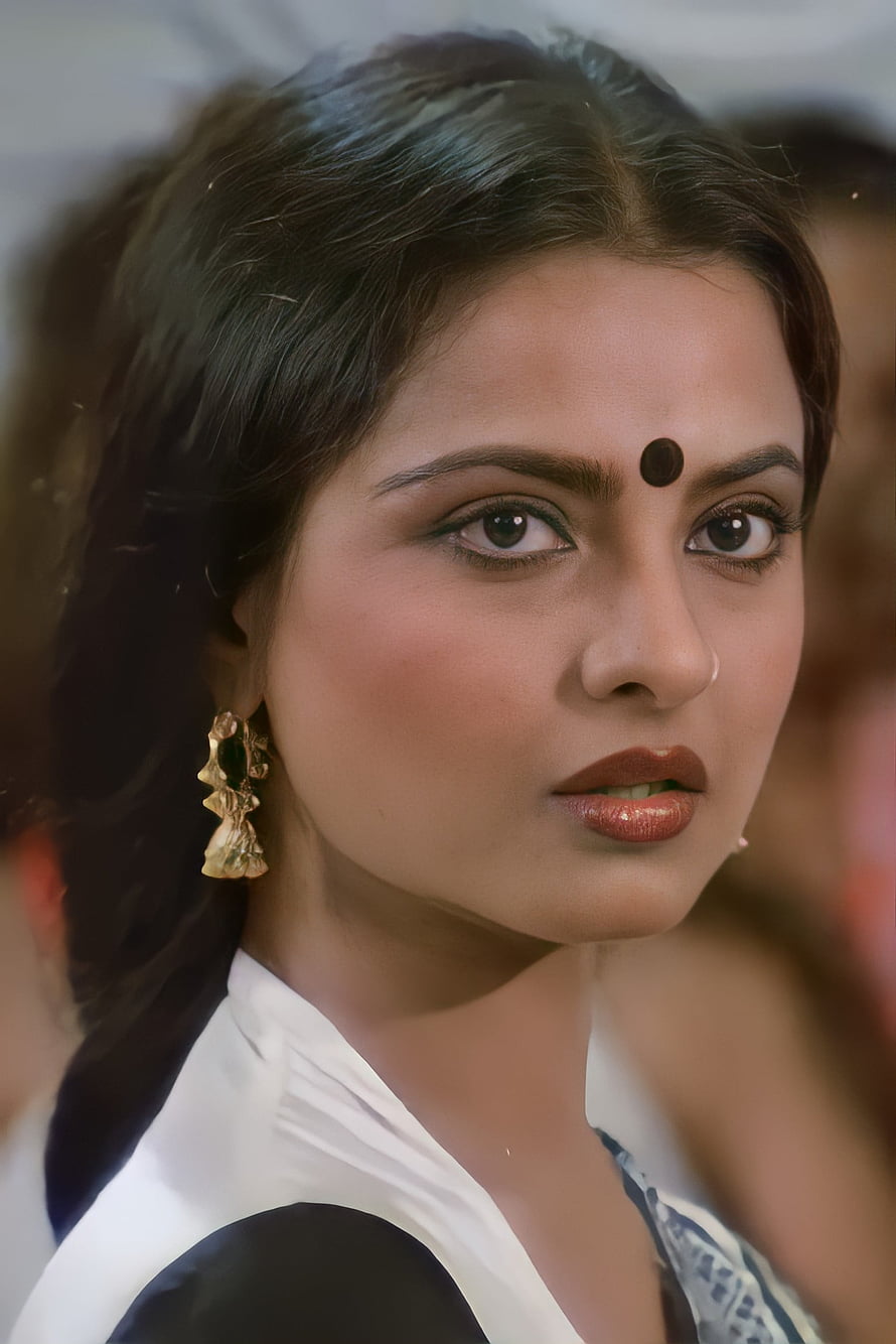 Rekha in Classic Bollywood Portrait with Traditional Jewelry and Saree HD phone wallpaper