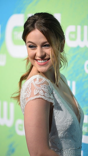 Melissa Benoist in White Lace Gown at The CW Upfronts Event HD phone wallpaper