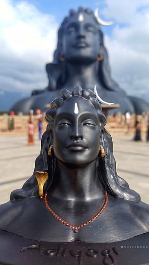 Adiyogi Statue Portrait With Mahadev Monolith In Background HD phone wallpaper