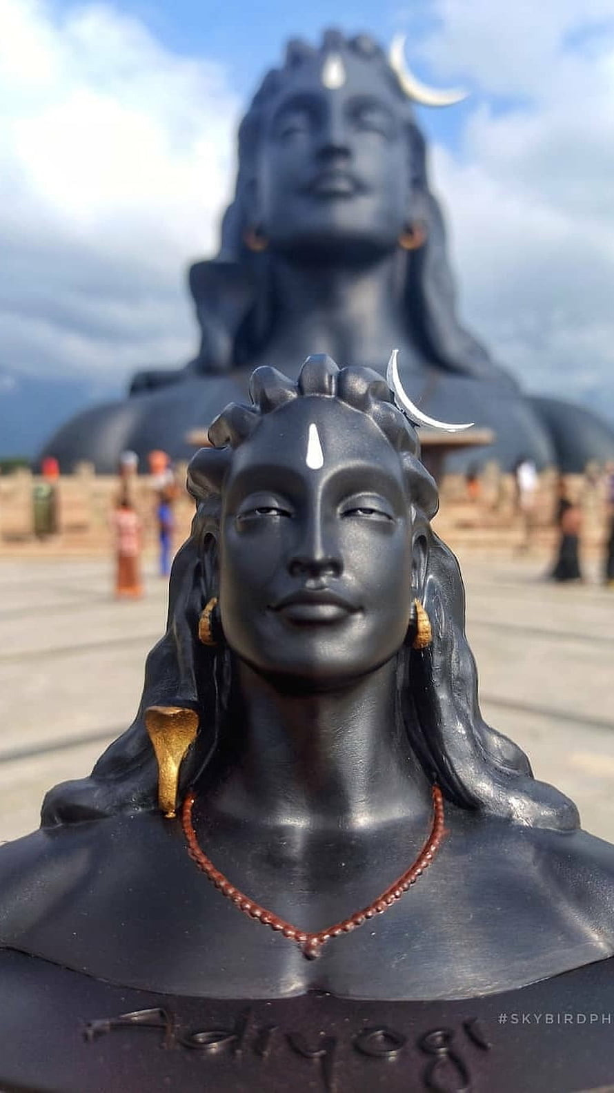 Adiyogi Statue Portrait With Mahadev Monolith In Background HD phone wallpaper