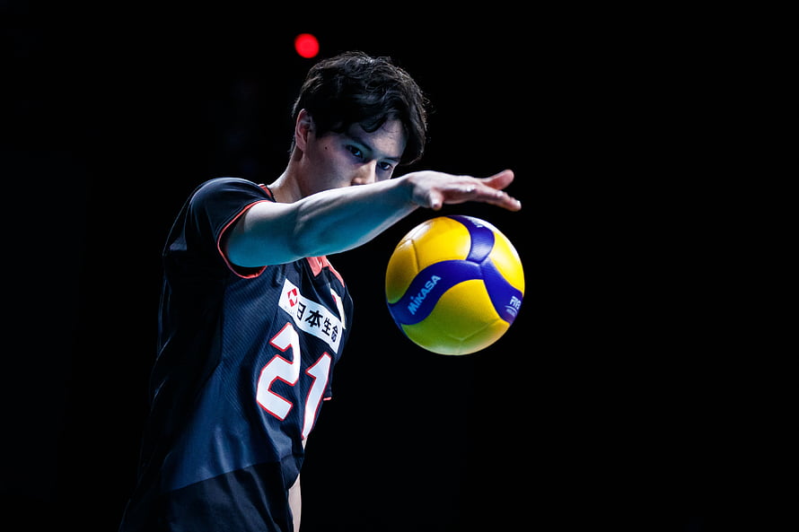 Ran Takahashi Serving a Mikasa Volleyball in a Dark Arena HD wallpaper