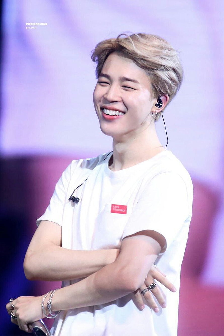 Jimin BTS Smiling On Stage During Love Yourself Tour Concert Performance HD phone wallpaper