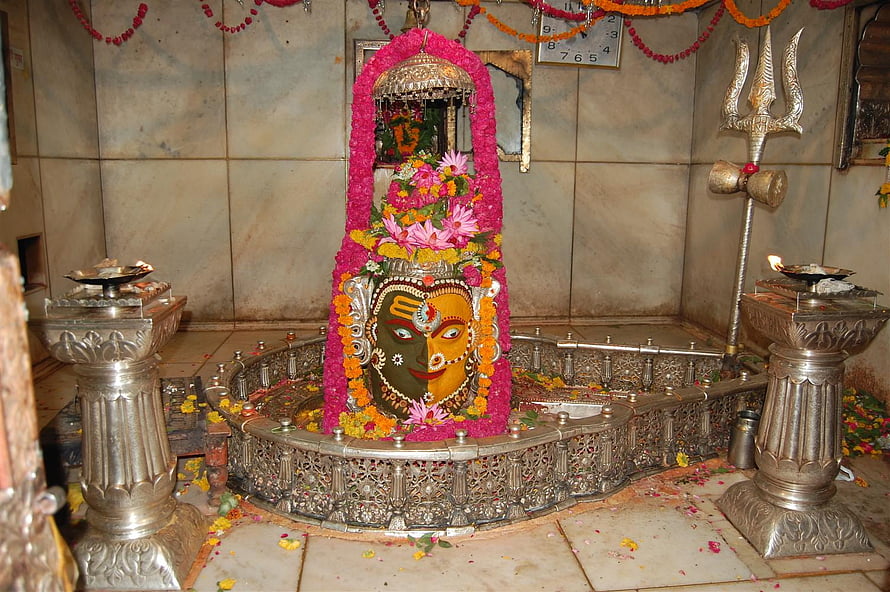 Mahakal Temple Shrine in Ujjain with Flower Garland and Trishul HD wallpaper