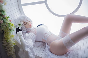 Sayafox Cosplay in White Lace Lingerie with Floral Accents HD wallpaper