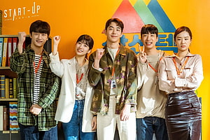 Start-Up K-Drama Cast Group Photo in Vibrant Office Setting HD wallpaper