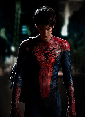 The Amazing Spider-Man 2012 Movie Still of Peter Parker in a Dark Urban Setting, The Amazing Spider Man (2012) Gallery, Spider Man Sad HD phone wallpaper