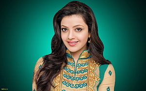 Kajal Aggarwal in Traditional Gold and Green Ethnic Wear Portrait HD wallpaper