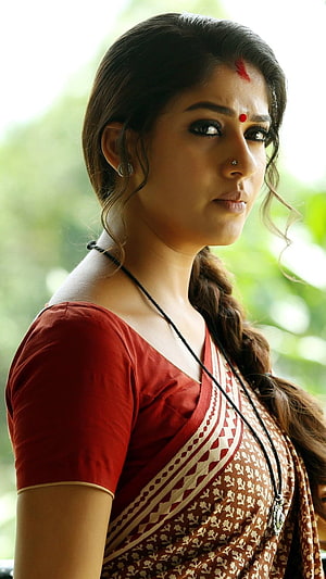 Nayanthara in Traditional Red Saree with Floral Pattern and Gold Jewelry HD phone wallpaper