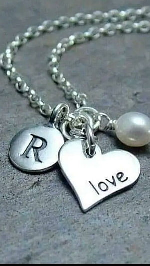 Personalized Silver Charm Necklace with Initial R and Heart Love Pendant HD phone wallpaper