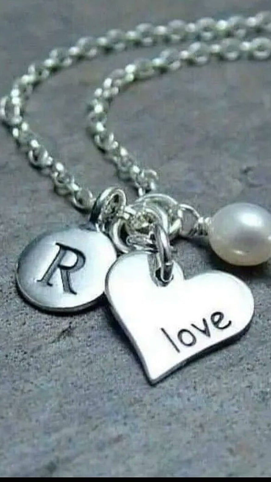 Personalized Silver Charm Necklace with Initial R and Heart Love Pendant HD phone wallpaper