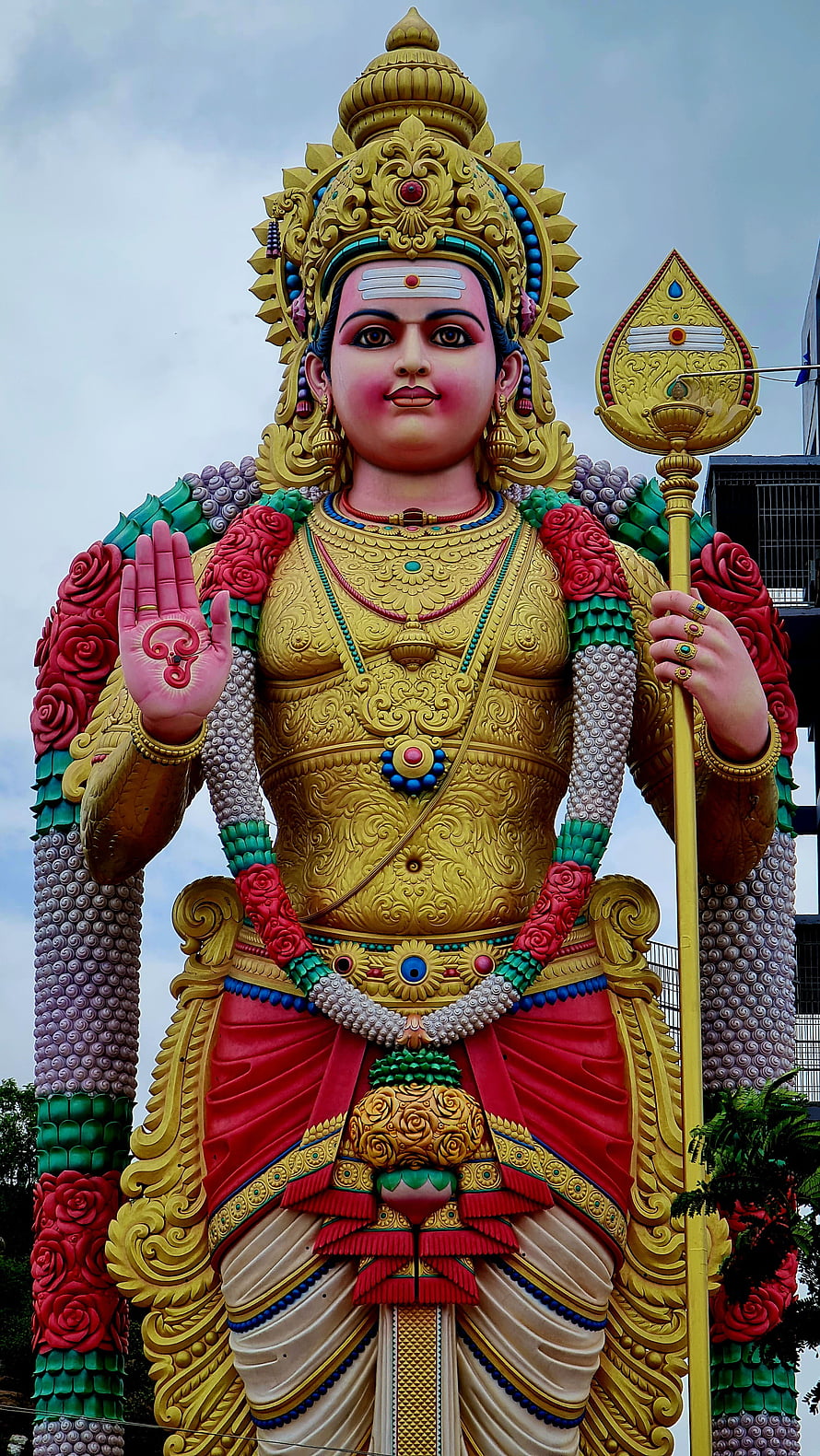 Lord Murugan Festival Float with Golden Armor and Vajra Weapon HD phone wallpaper