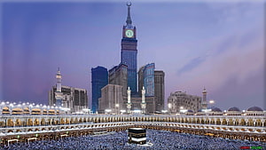 Grand Mosque in Mecca with Kaaba and Makkah Clock Tower at Dusk HD wallpaper