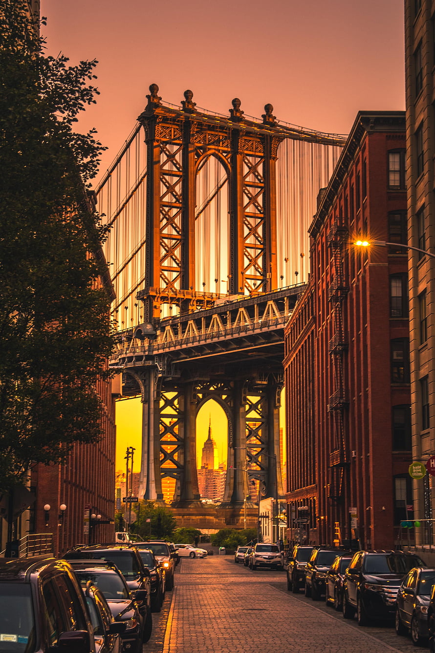 Manhattan Bridge View From Dumbo Brooklyn Street At Golden Hour HD phone wallpaper