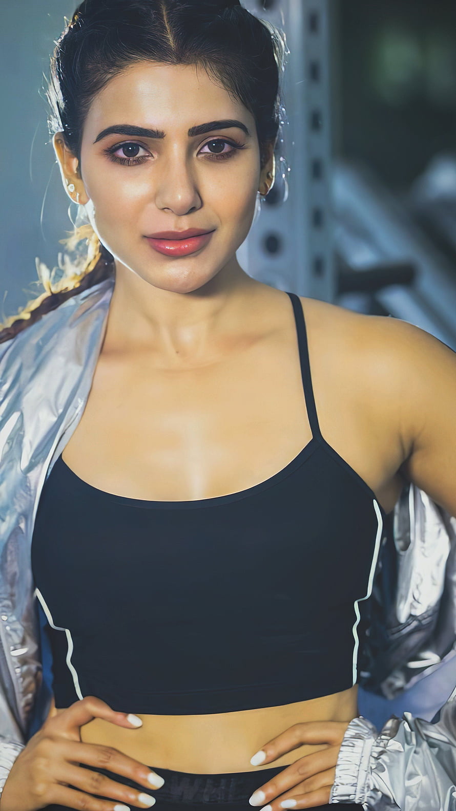 Samantha Akkineni in Black Sports Bra and Silver Jacket at Gym HD phone wallpaper