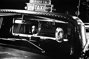 Taxi Driver Movie Scene with Driver and Passenger in Black and White HD wallpaper