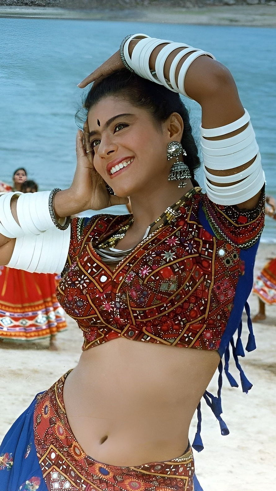 Kajol in Traditional Indian Dance Attire with White Bangles and Embroidered Blouse HD phone wallpaper