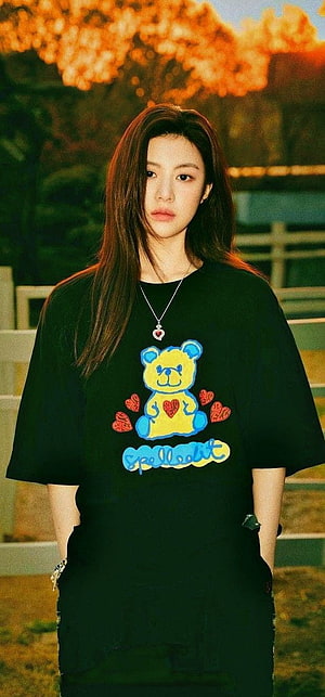 Go Yoon Jung in Black Oversized T-Shirt with Teddy Bear Graphic at Golden Hour HD phone wallpaper
