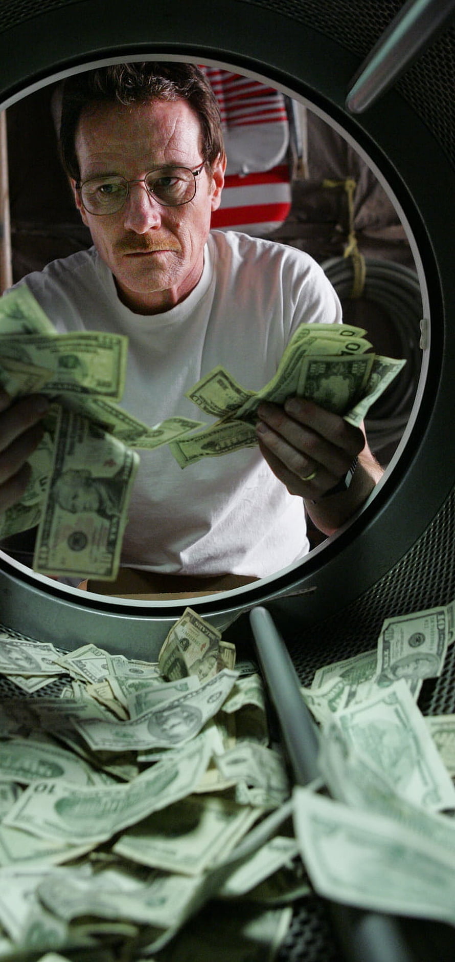 Walter White Counting Cash in Breaking Bad HD phone wallpaper