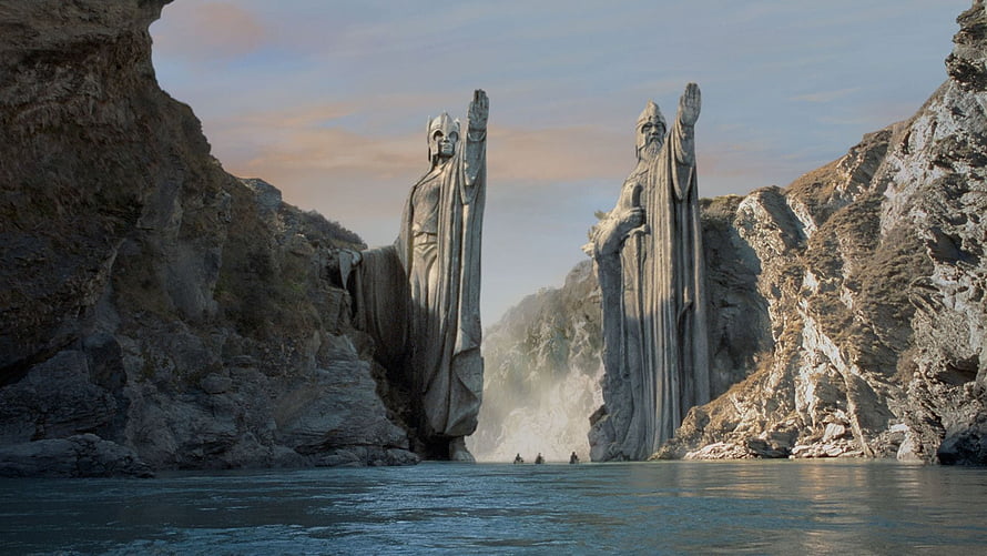 The Argonath Statues of Lothlórien from The Lord of the Rings HD wallpaper