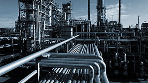 Industrial Chemical Plant Pipe Rack and Processing Infrastructure HD wallpaper