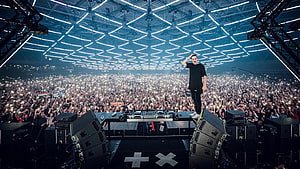 Martin Garrix Live at The Ether Festival with Massive Crowd and LED Ceiling HD wallpaper
