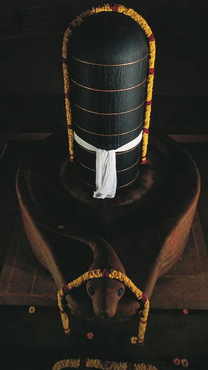 Dhyanalinga Shiva Lingam with Sacred Snake and Floral Garland HD phone wallpaper