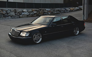 Black Mercedes-Benz W140 S-Class Sedan With Custom Stance And Deep Dish Wheels HD wallpaper