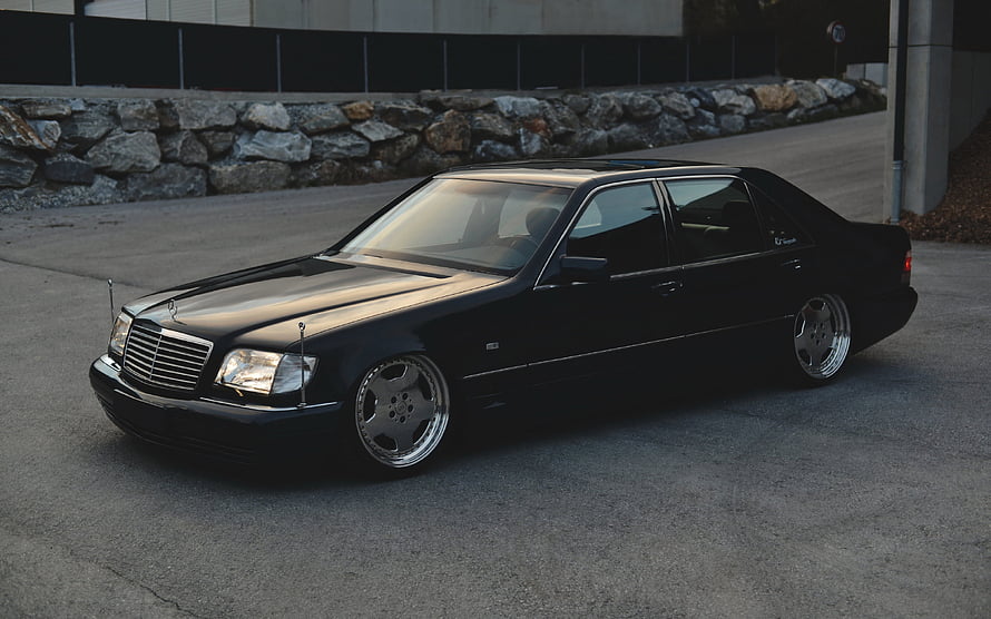 Black Mercedes-Benz W140 S-Class Sedan With Custom Stance And Deep Dish Wheels HD wallpaper
