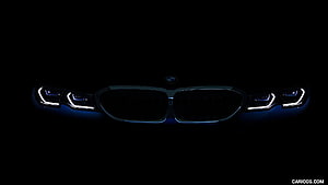 BMW Front Fascia with Illuminated LED Headlights and Signature Kidney Grille in Darkness HD wallpaper