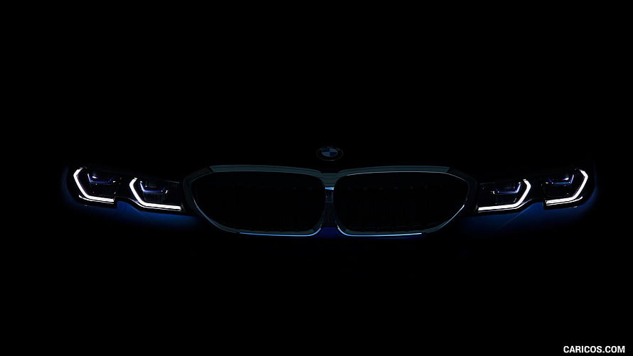 BMW Front Fascia with Illuminated LED Headlights and Signature Kidney Grille in Darkness HD wallpaper