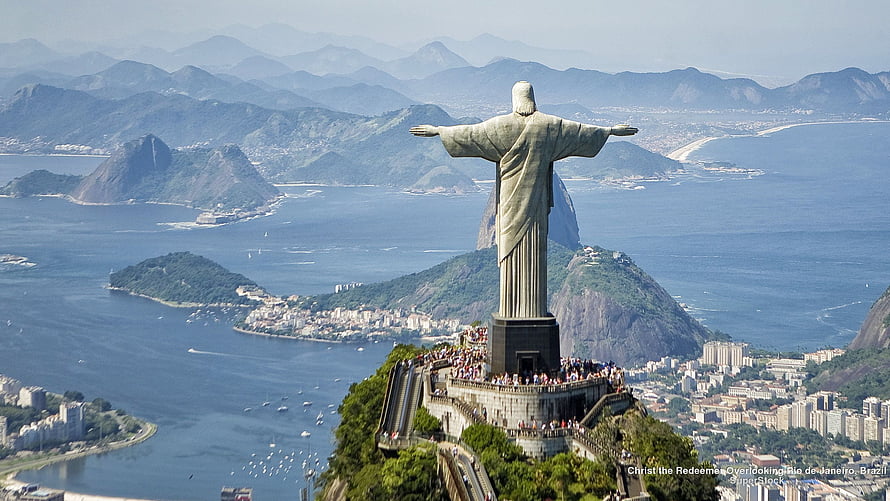 Christ the Redeemer Statue Overlooking Rio de Janeiro Bay and Sugarloaf Mountain HD wallpaper