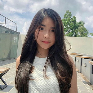 Ajeeng Fauziah Ulzzang Girl Portrait in White Top on Rooftop Terrace HD phone wallpaper