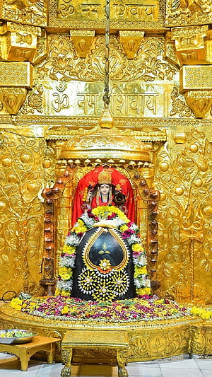 Somnath Mahadev Temple Shiva Lingam with Goddess Parvati and Golden Carved Shrine HD phone wallpaper