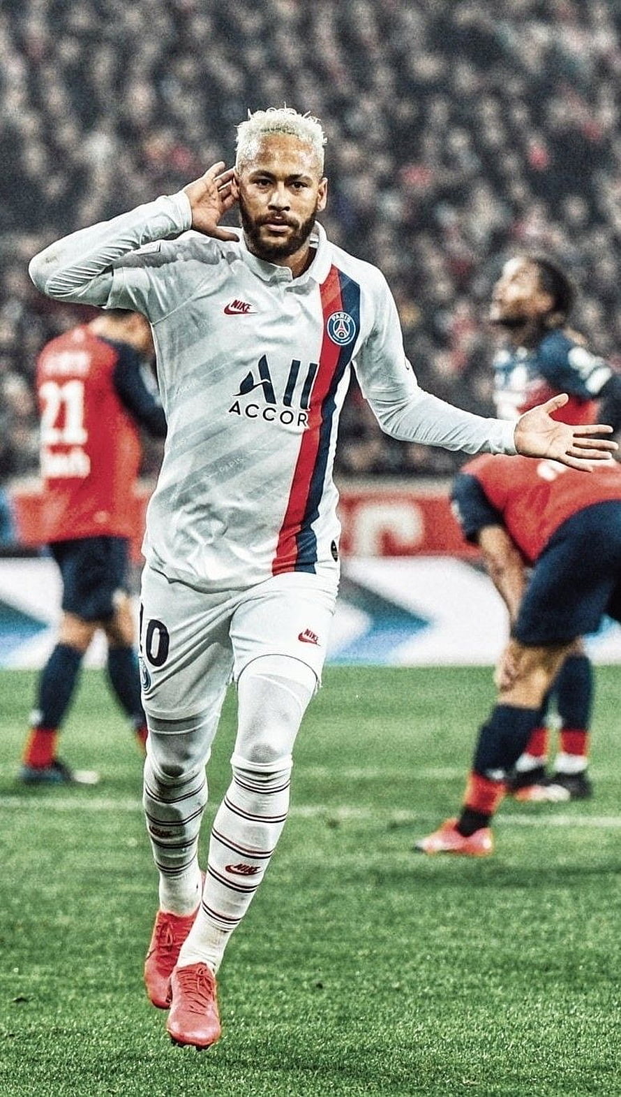 Neymar Jr. in Paris Saint-Germain Away Kit Celebrating on the Pitch HD phone wallpaper